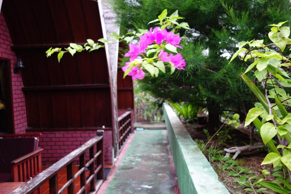Banana Leaf Bungalow Gili Trawangan Extérieur photo